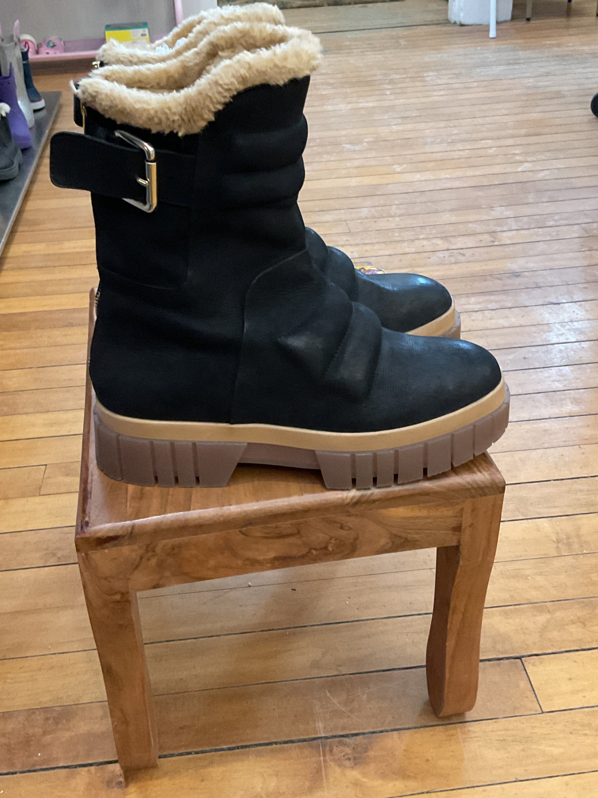 Free People Boots 9 Very Good