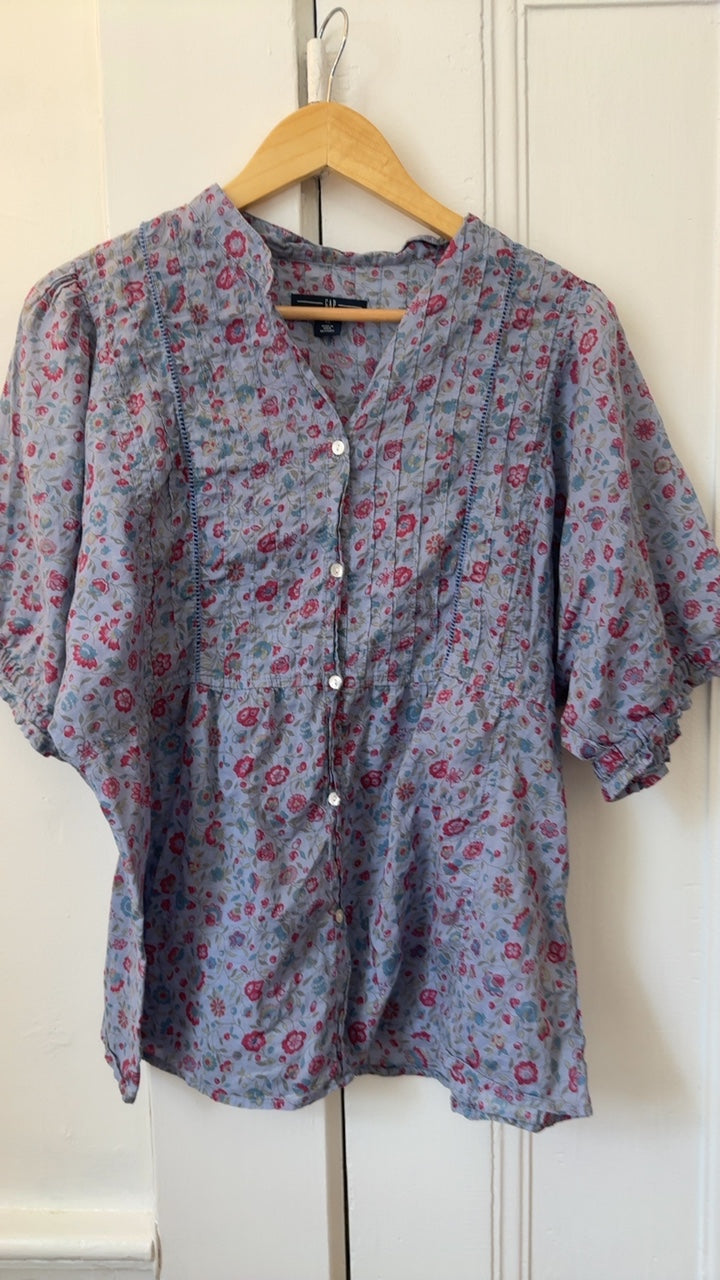 Gap Top XL New without tags