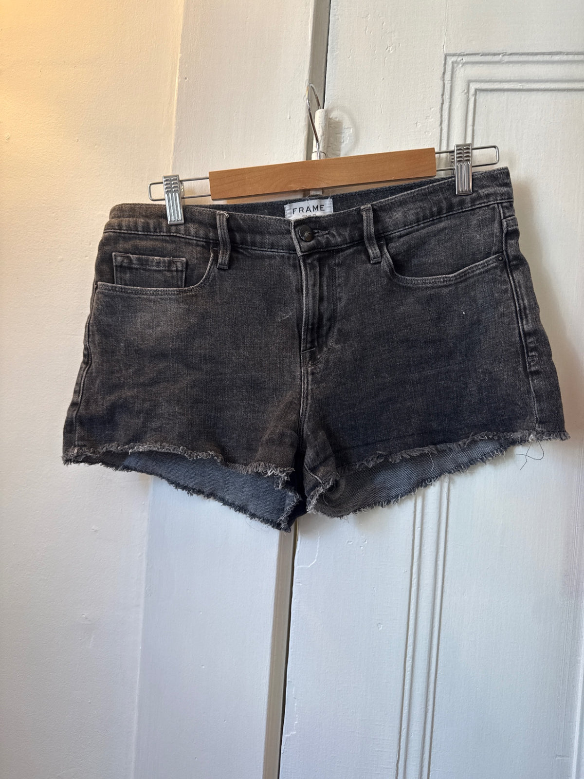 FRAME Shorts 29 Very Good