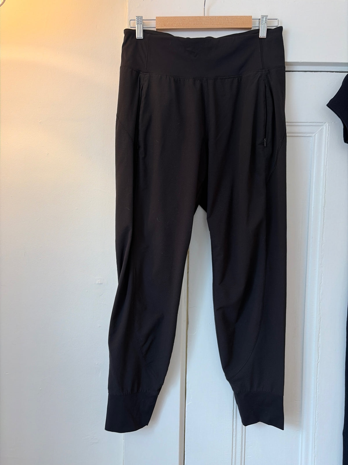 Athleta Pants M New without tags