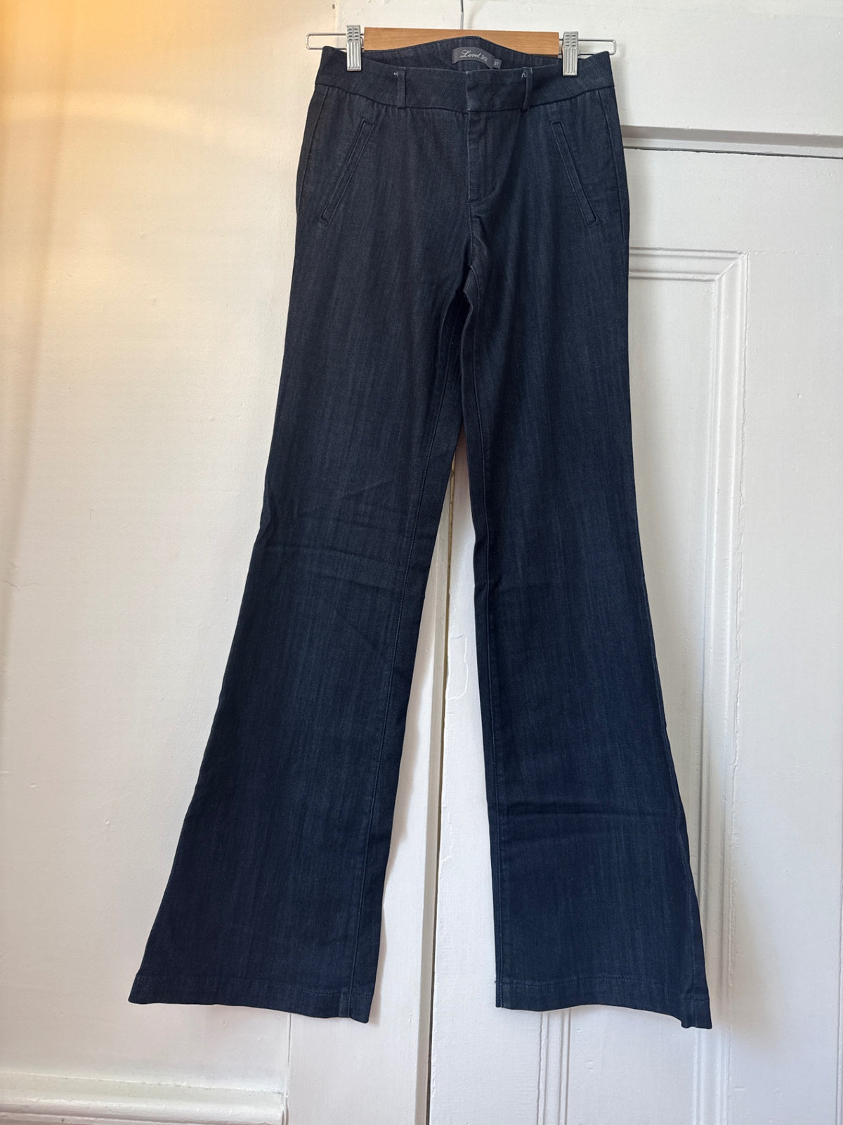 LEVEL 99 Pants 27 Good
