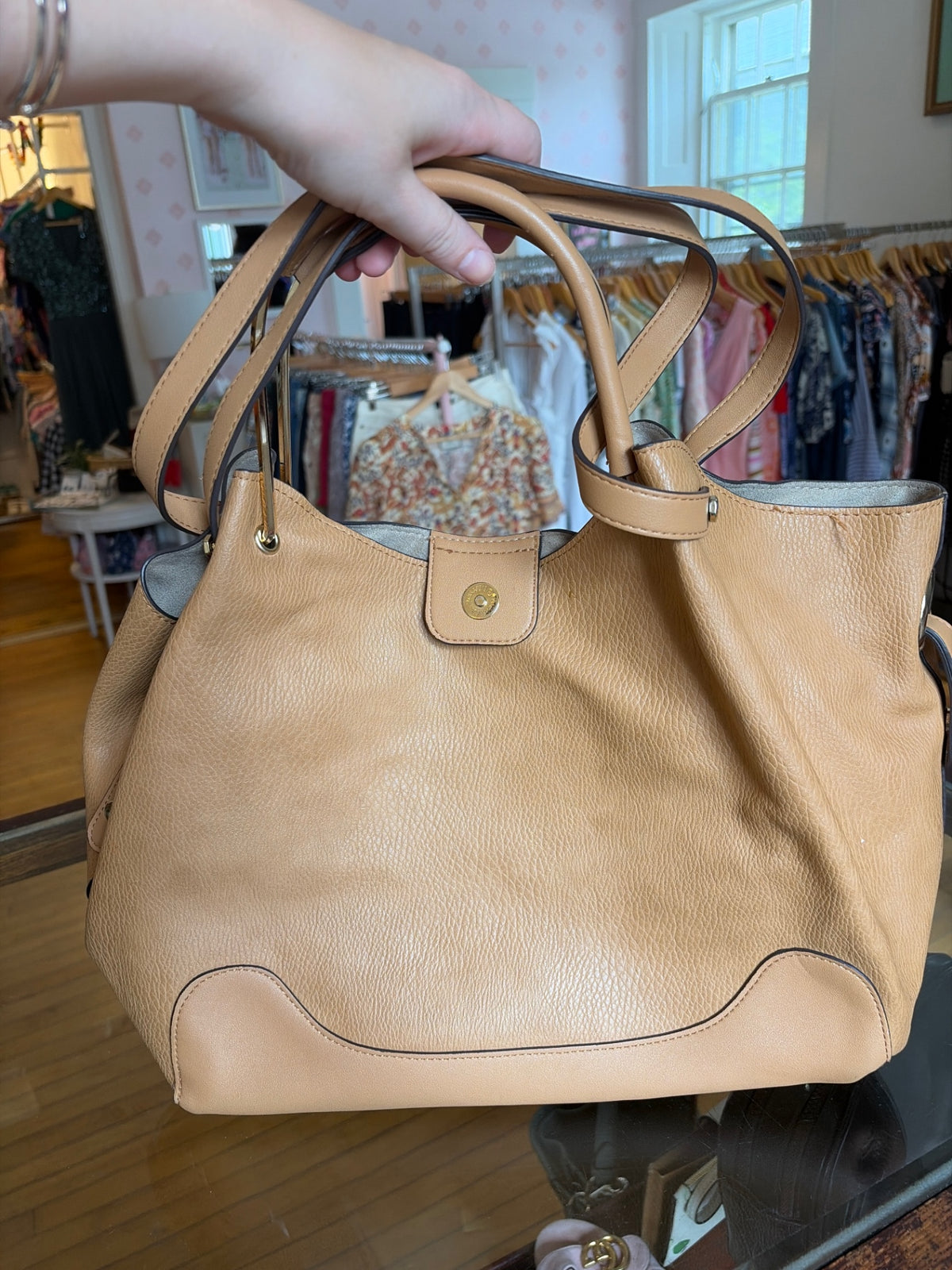 Sondra Roberts Squared Bag OS Good