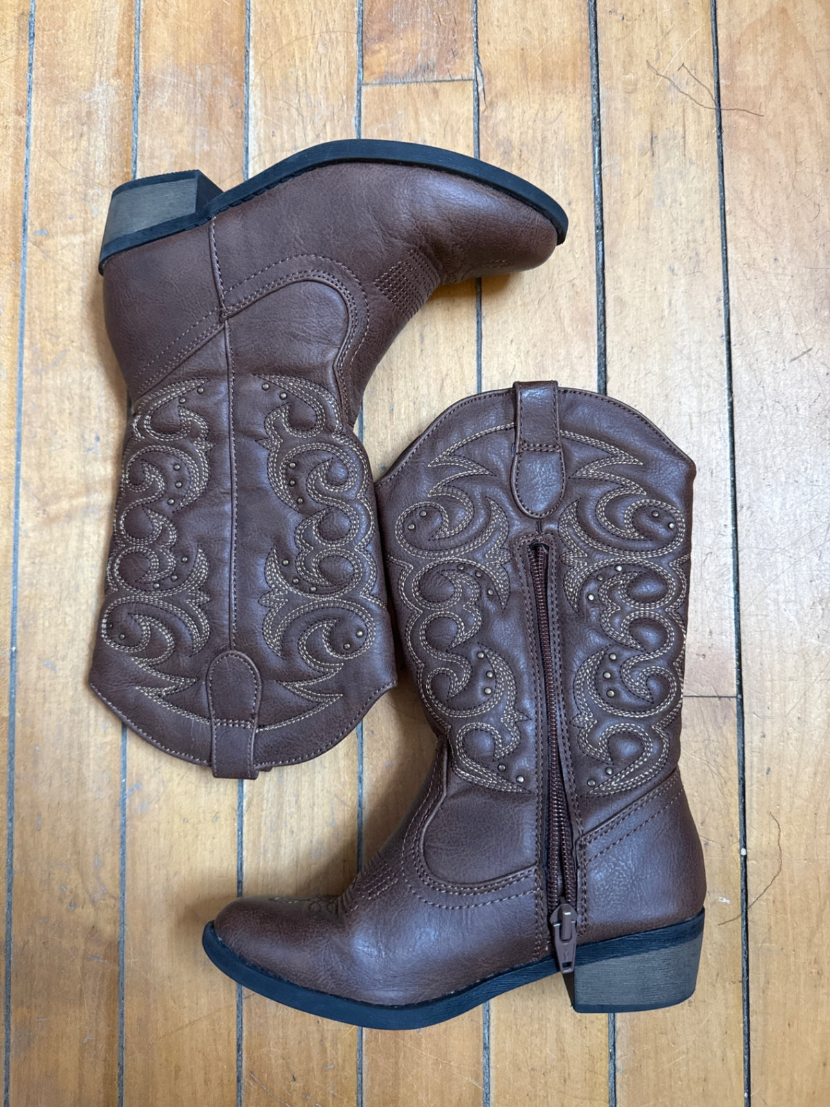 Cat & Jack Boots 13 Very Good
