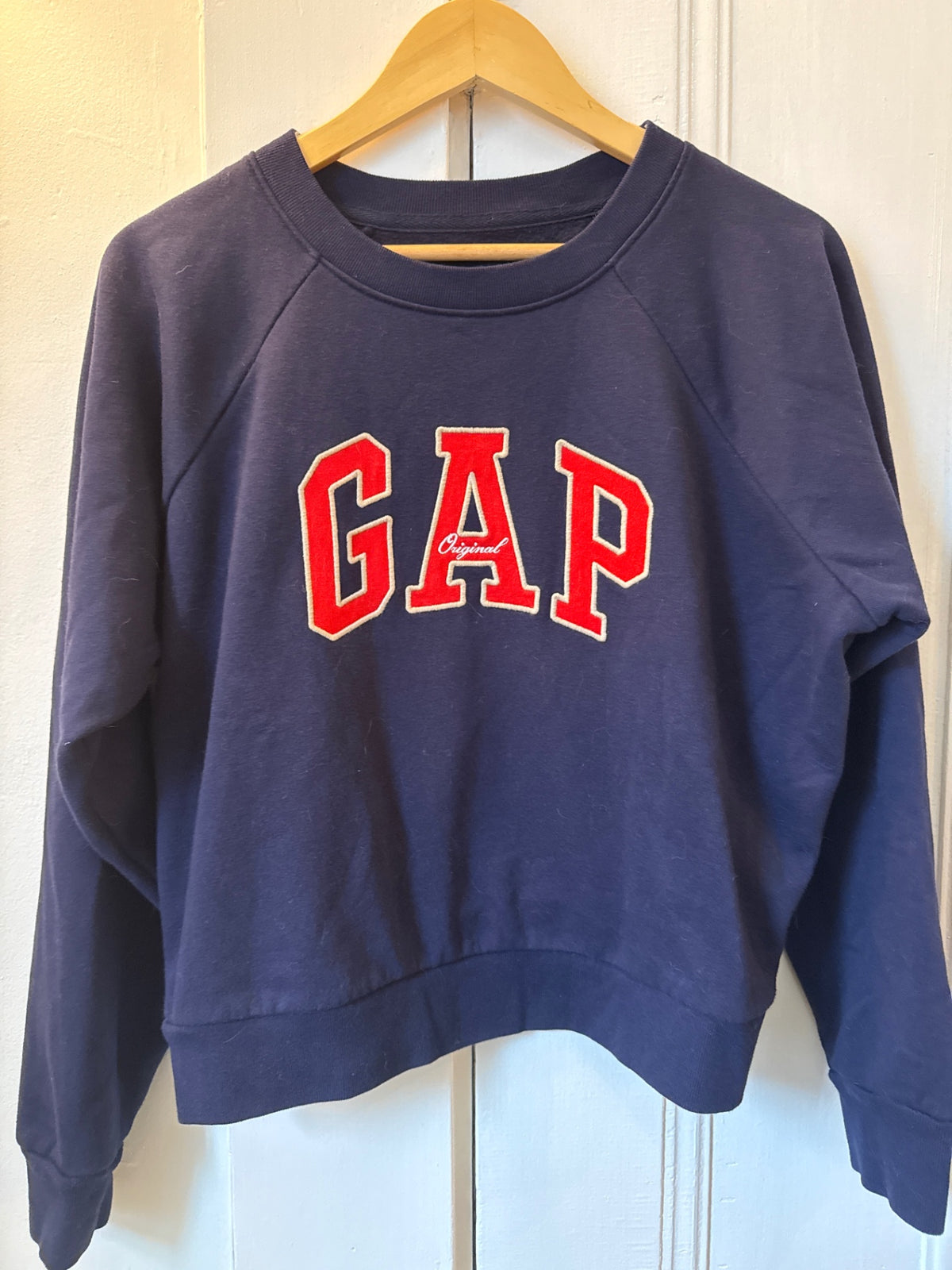 GAP Sweatshirt S Very Good