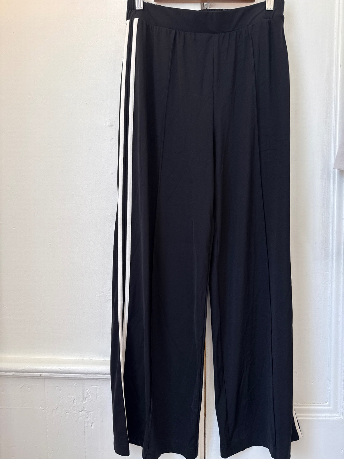 Lou & Grey Pants M New with tags