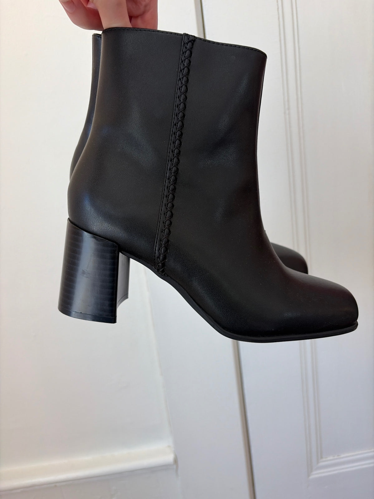 Clarks Shoes 9 Very Good