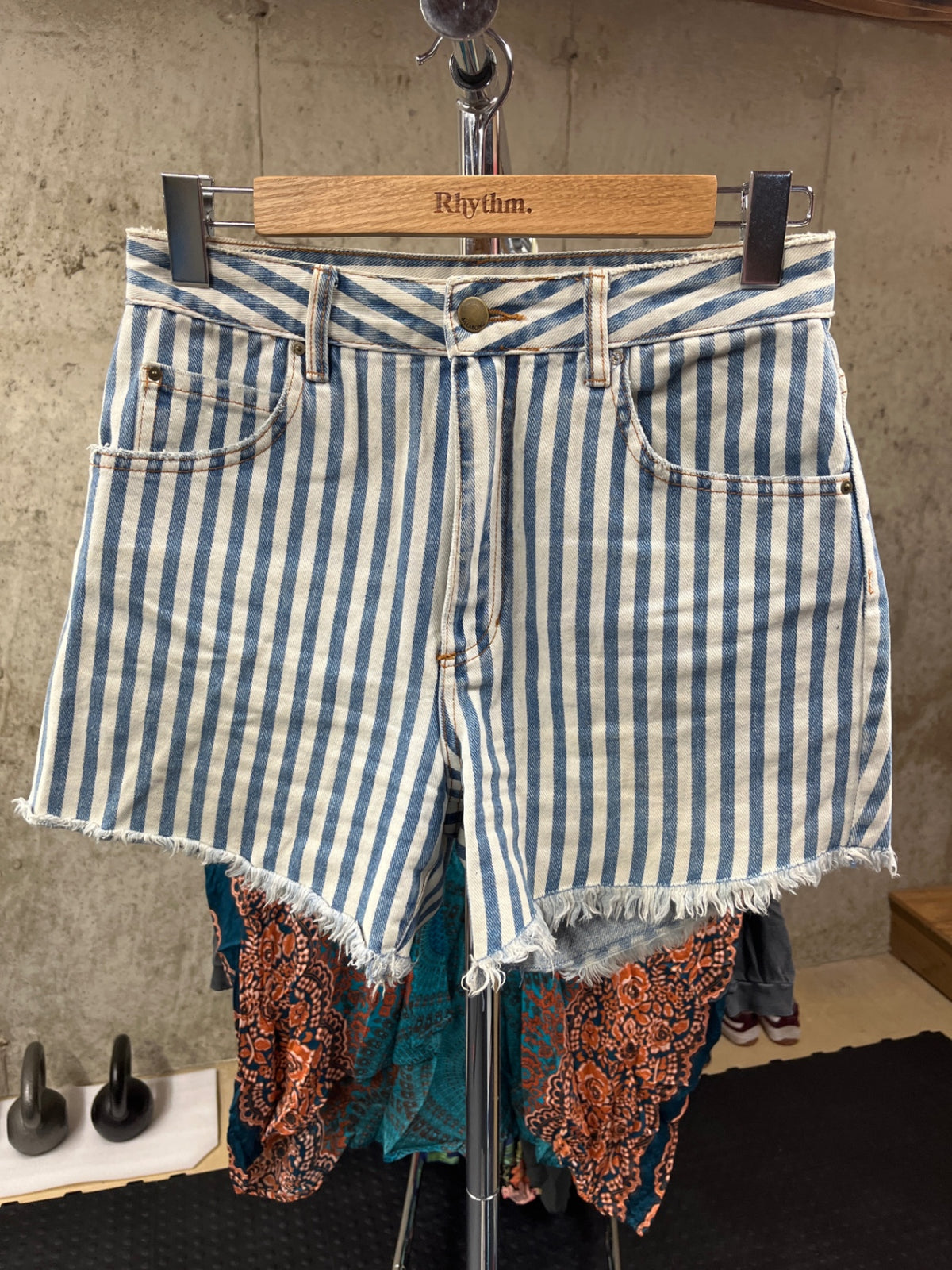 Billabong Shorts 27 Good