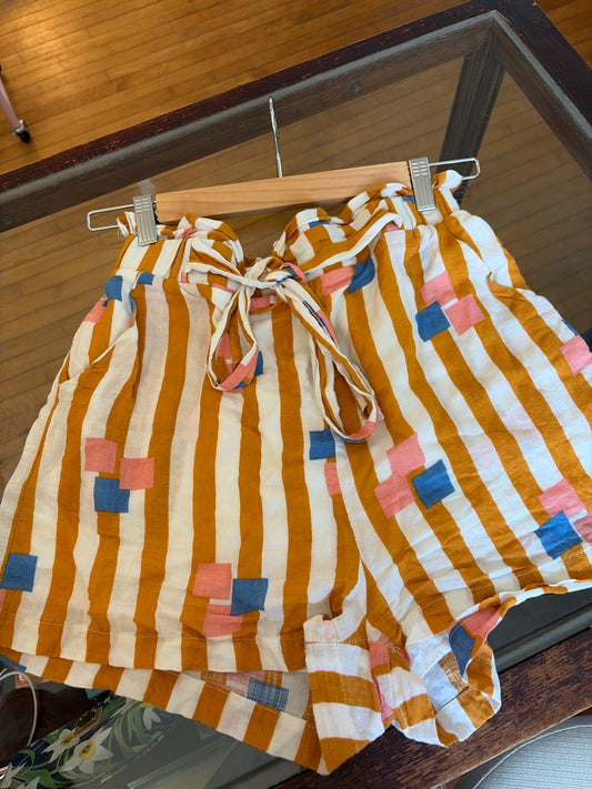 Entro Shorts M New without tags