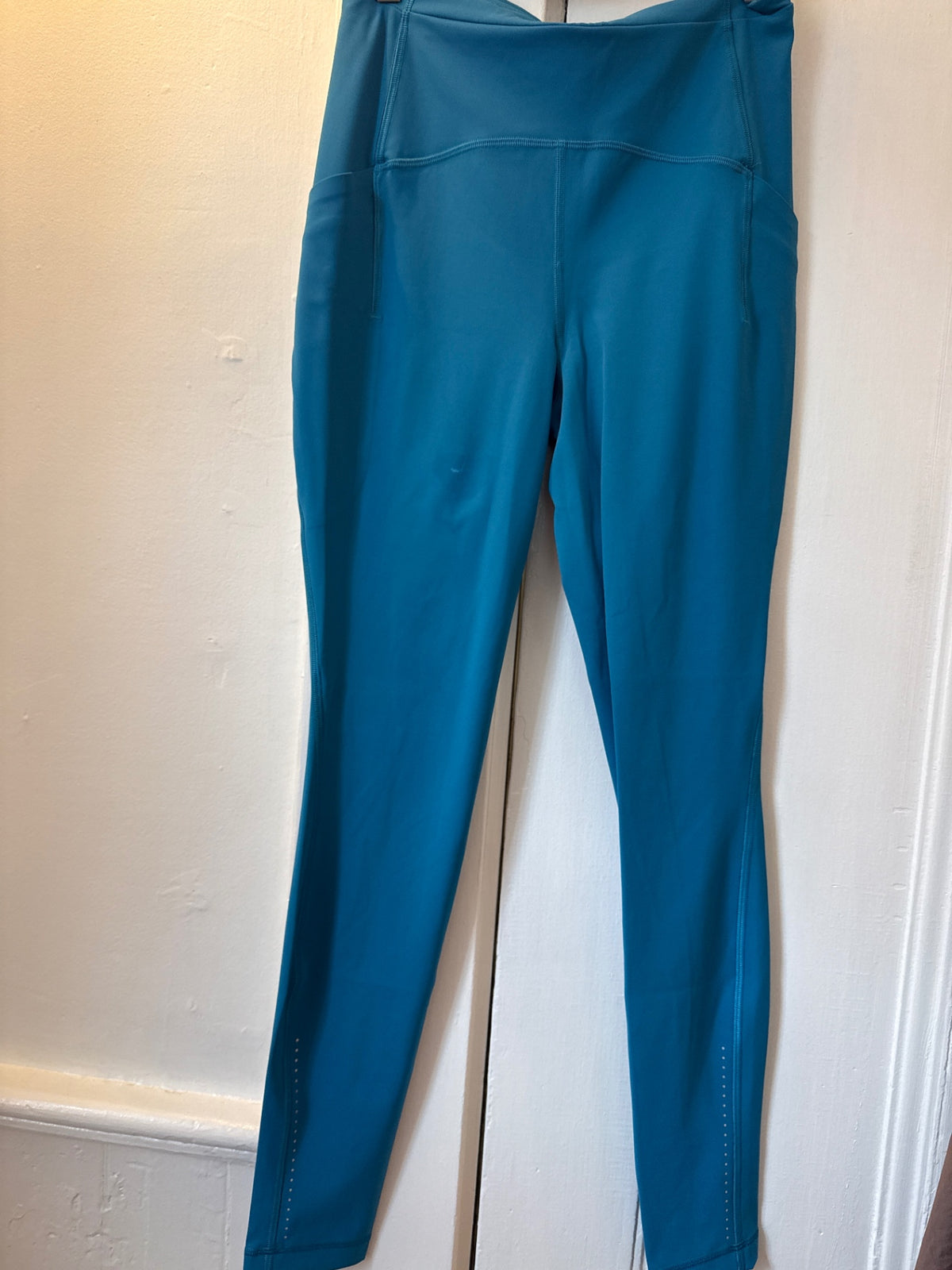 AS ID Lululemon Pants 6 Good
