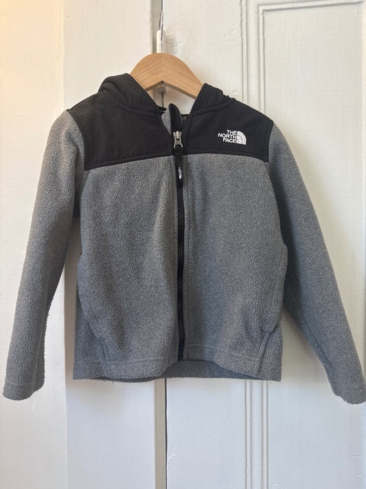 The North Face Outerwear 5 Very Good