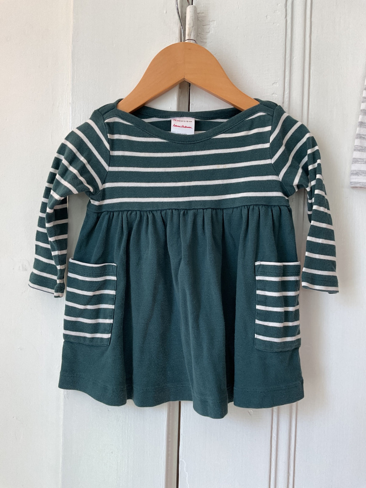 Hanna Andersson Dress 12-18 mo. Good