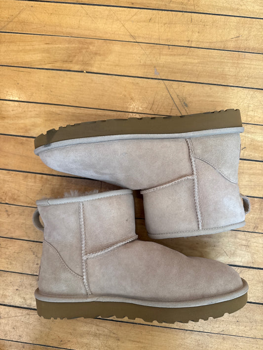Ugg Shoes 10 Very Good