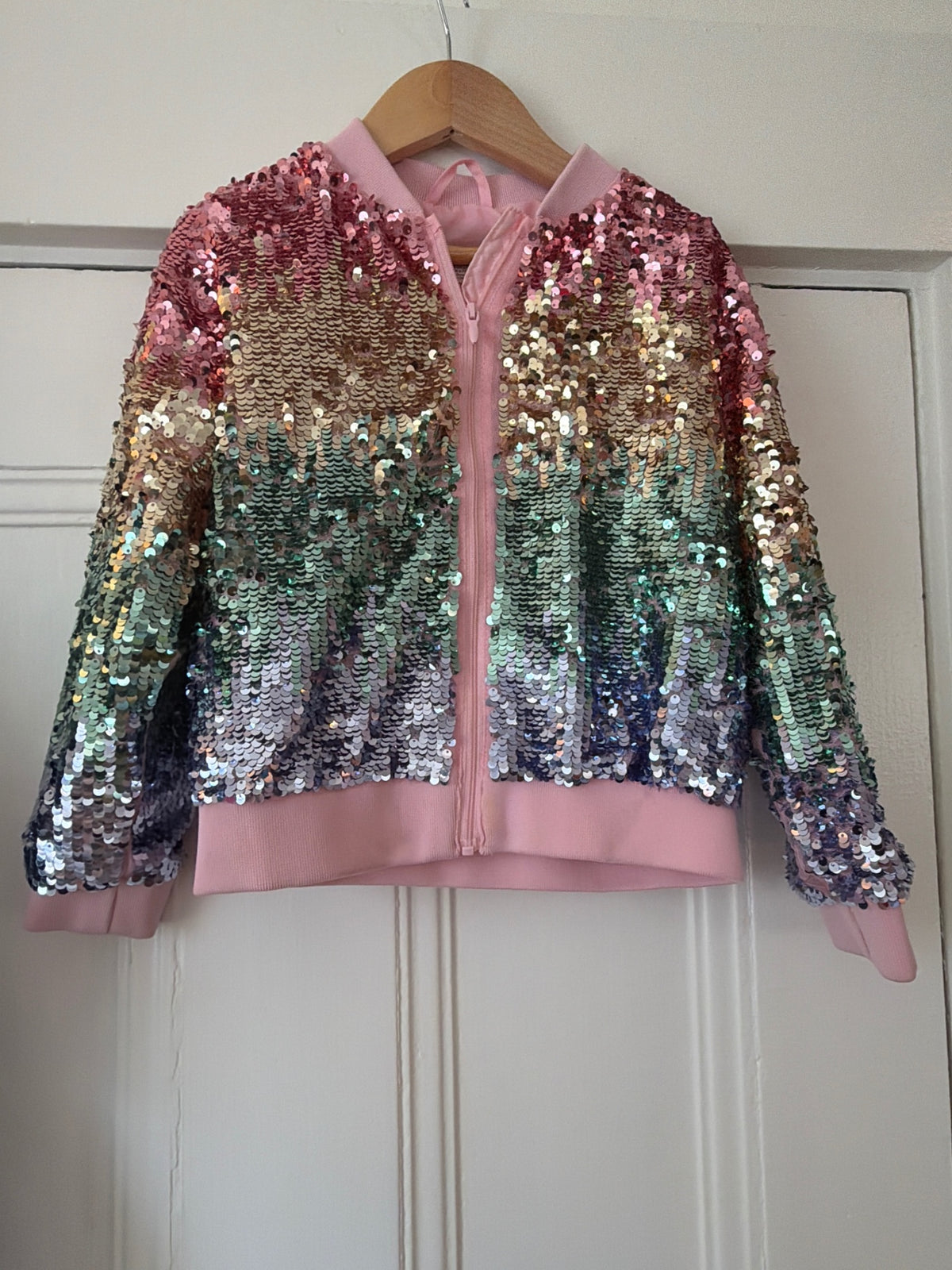 H & M Outerwear 6 Very Good
