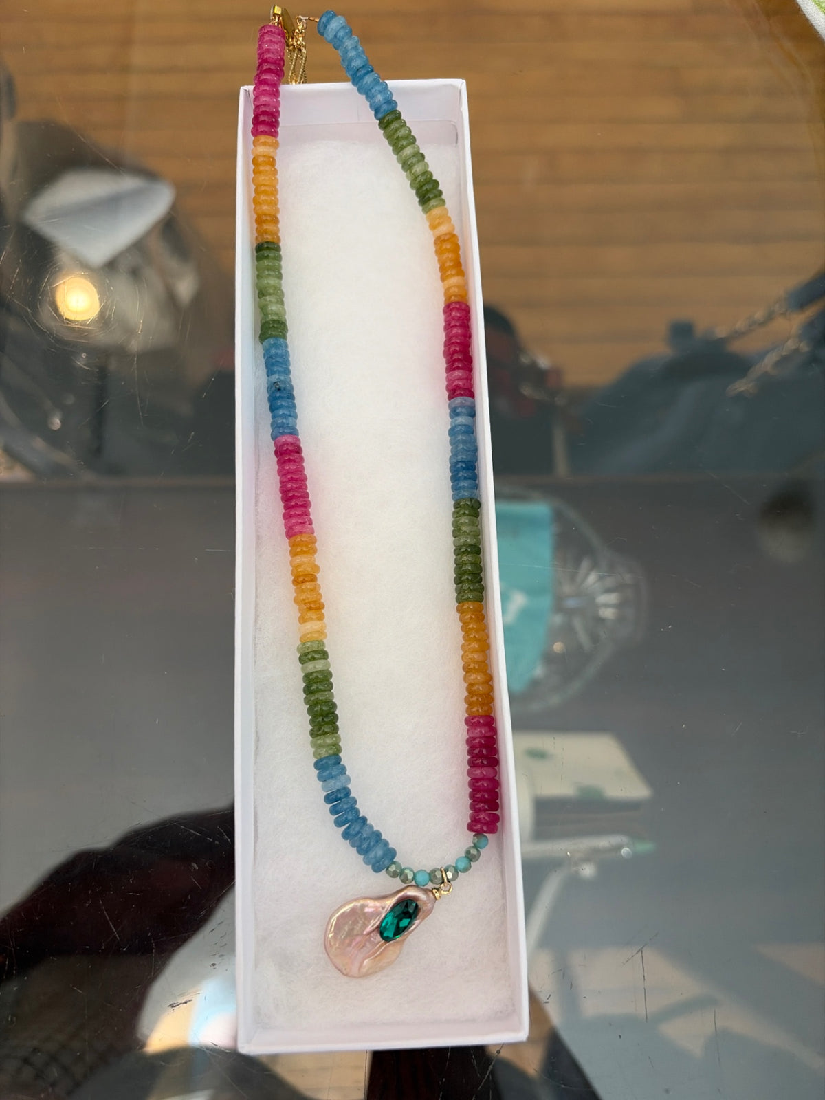 Necklace New without tags