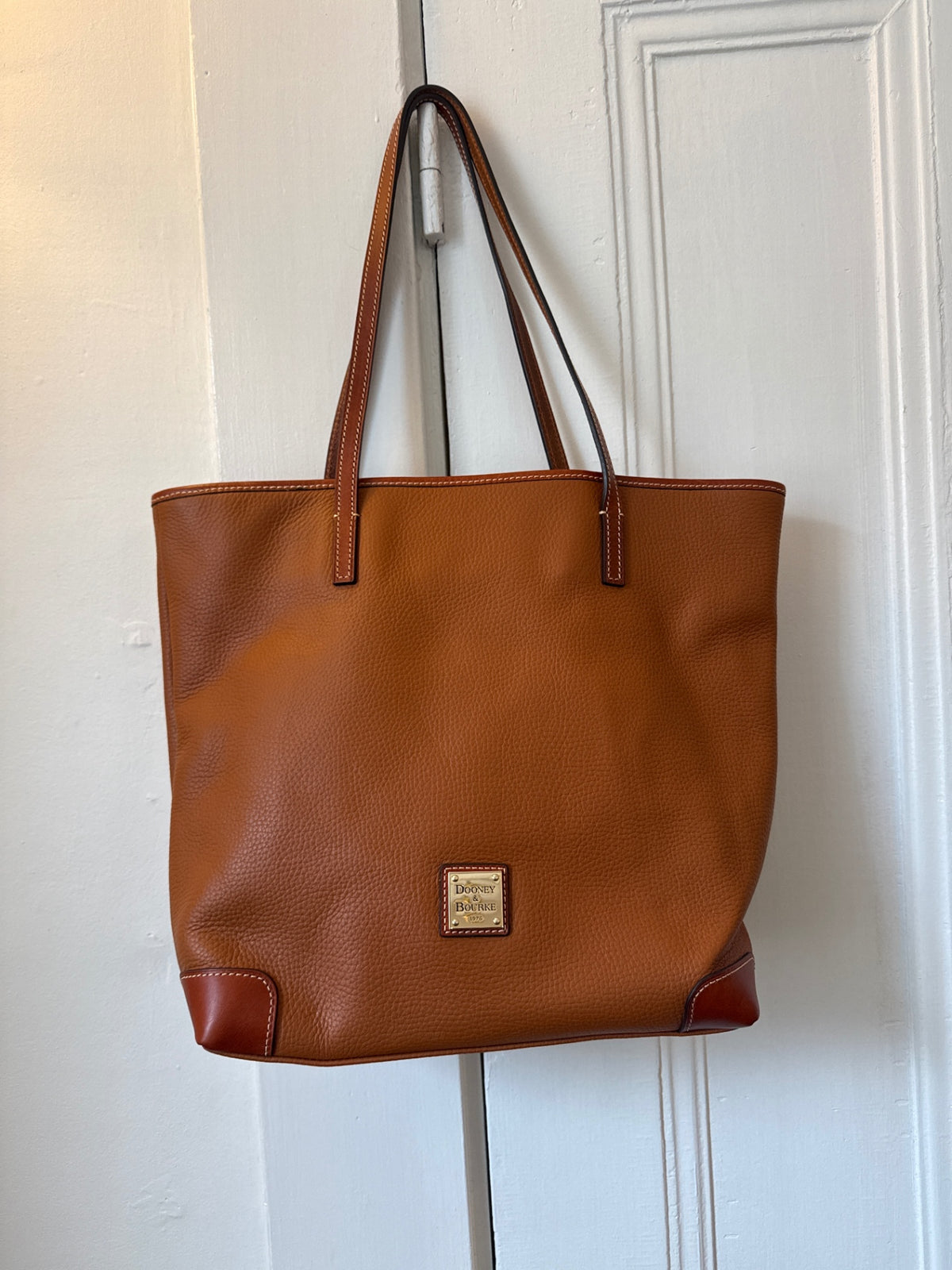 Dooney & Bourke Bag Very Good