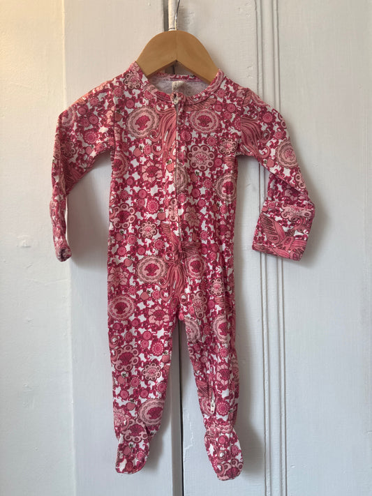 Kate Quinn Pajamas 6-9 mo. Very Good