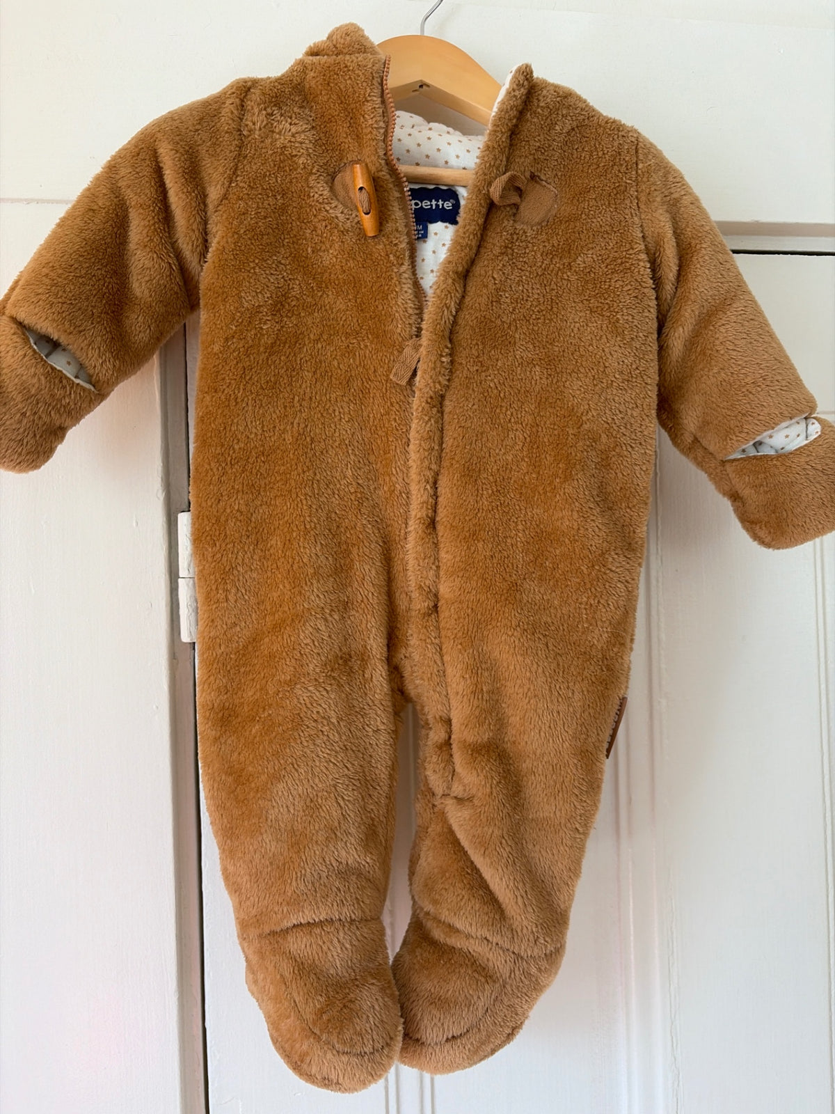 Wippette Outerwear 6-9 mo. Very Good