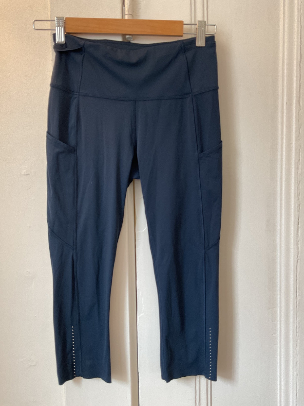 Lululemon Pants 6 Fast & Free Crop