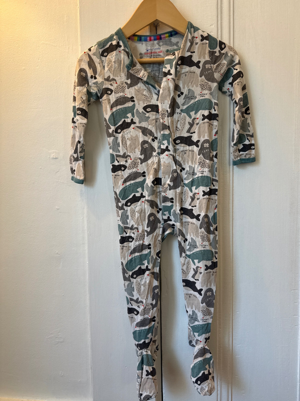 Magnetic Me Pajamas 12-18 mo. Very Good