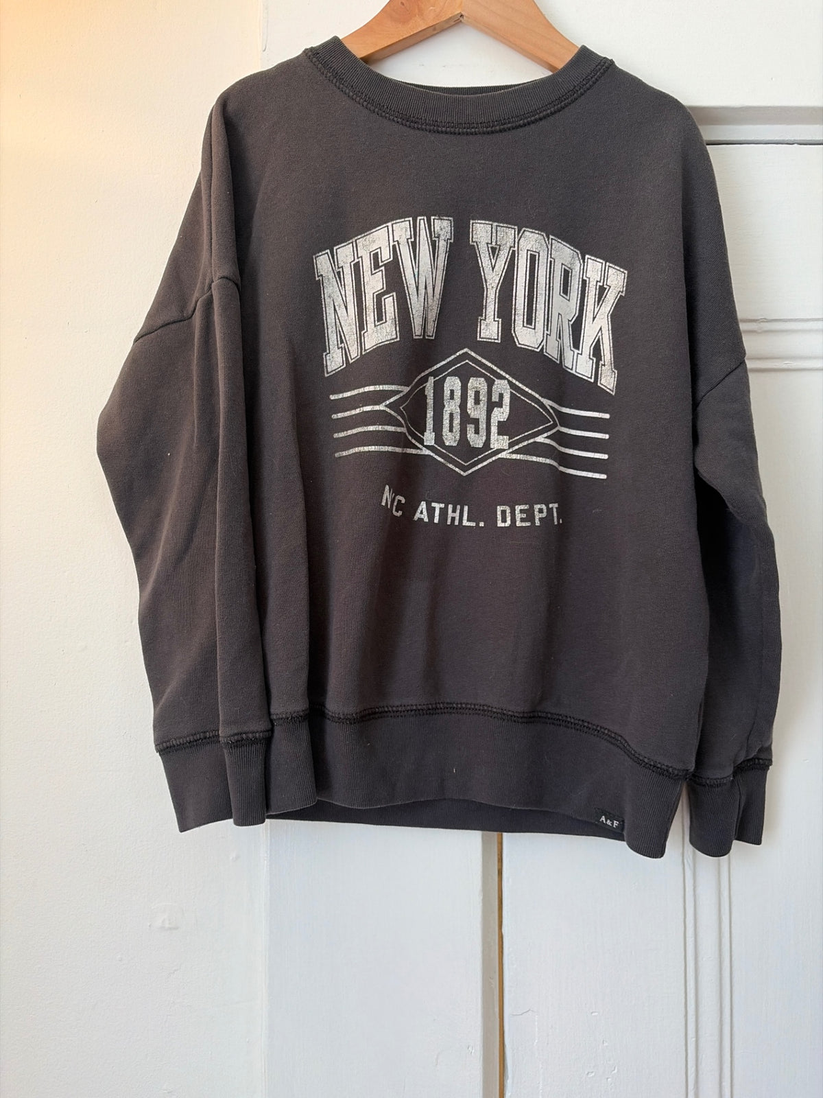 Abercrombie Kids Sweatshirt 7-8 Good