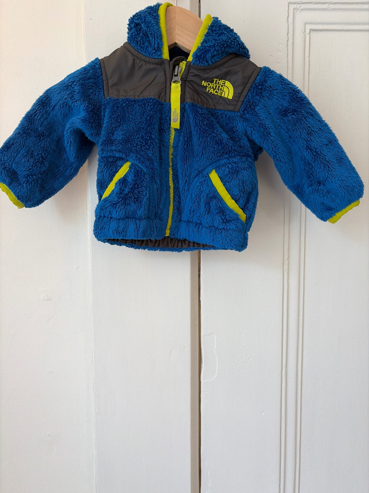 The North Face Outerwear 0-3 mo. Good