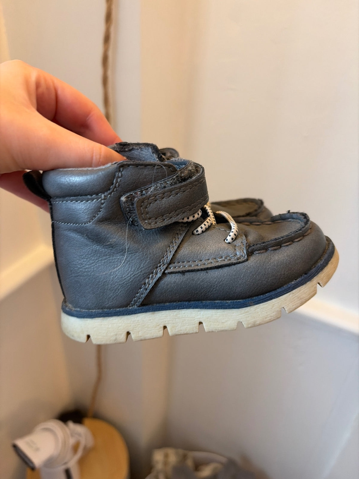 Osh Kosh Shoes 5 AS IS