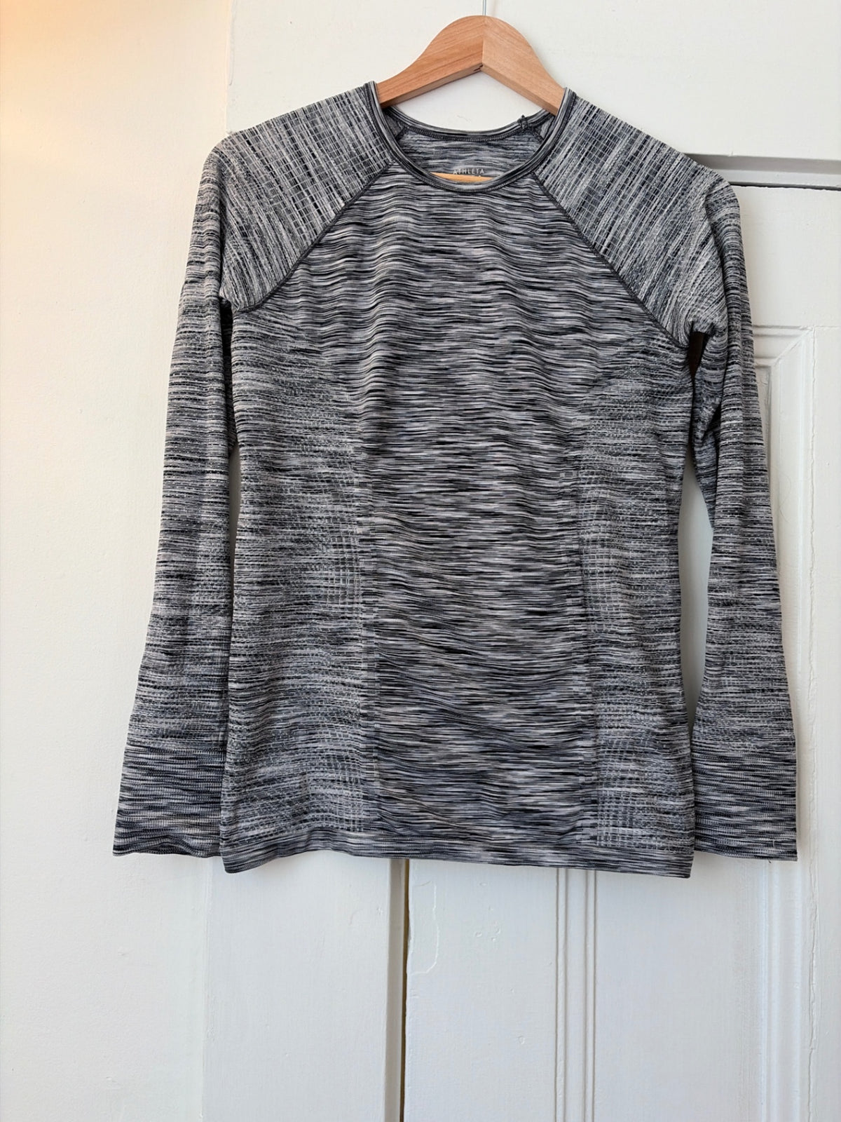 Athleta Girl Sweater XL 14 Very Good