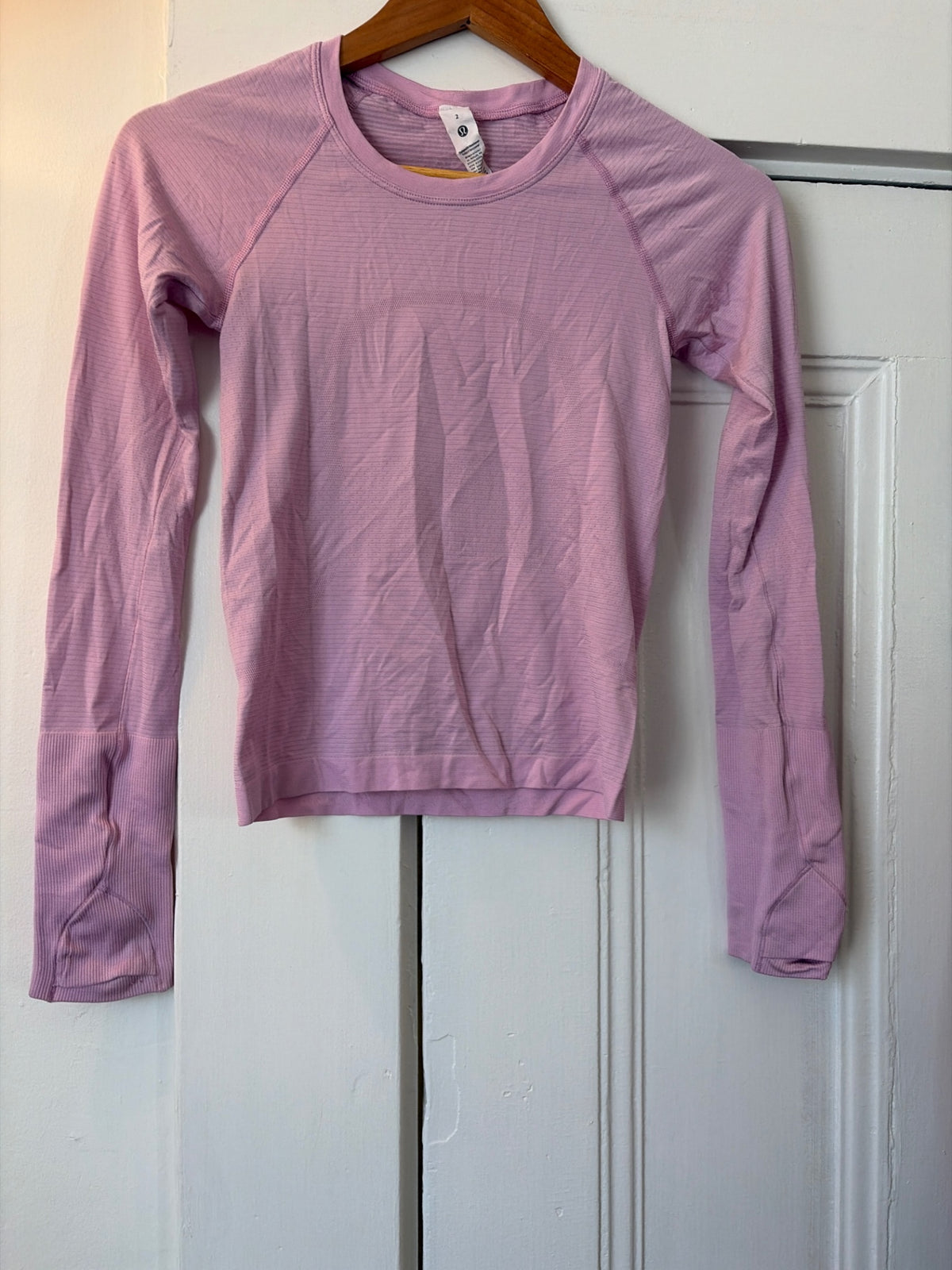 Lululemon Activewear 2 Good