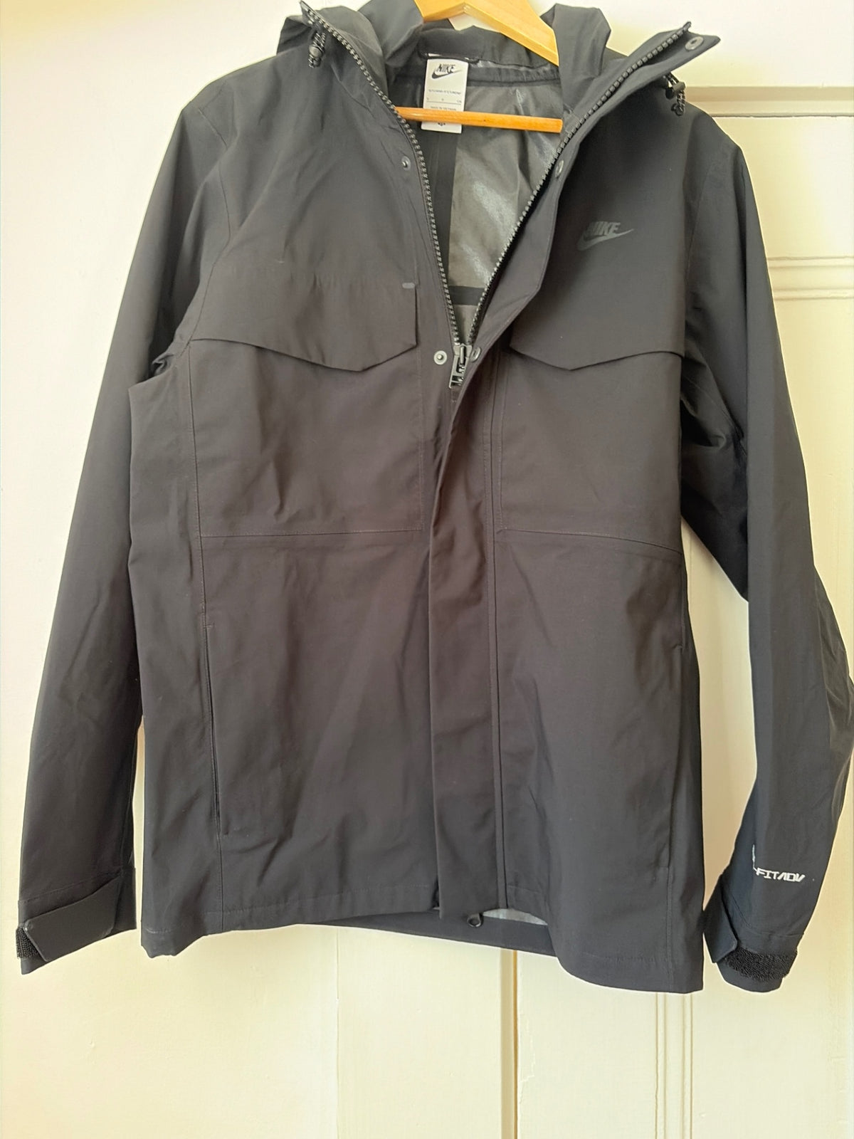 Nike Outerwear S Very Good